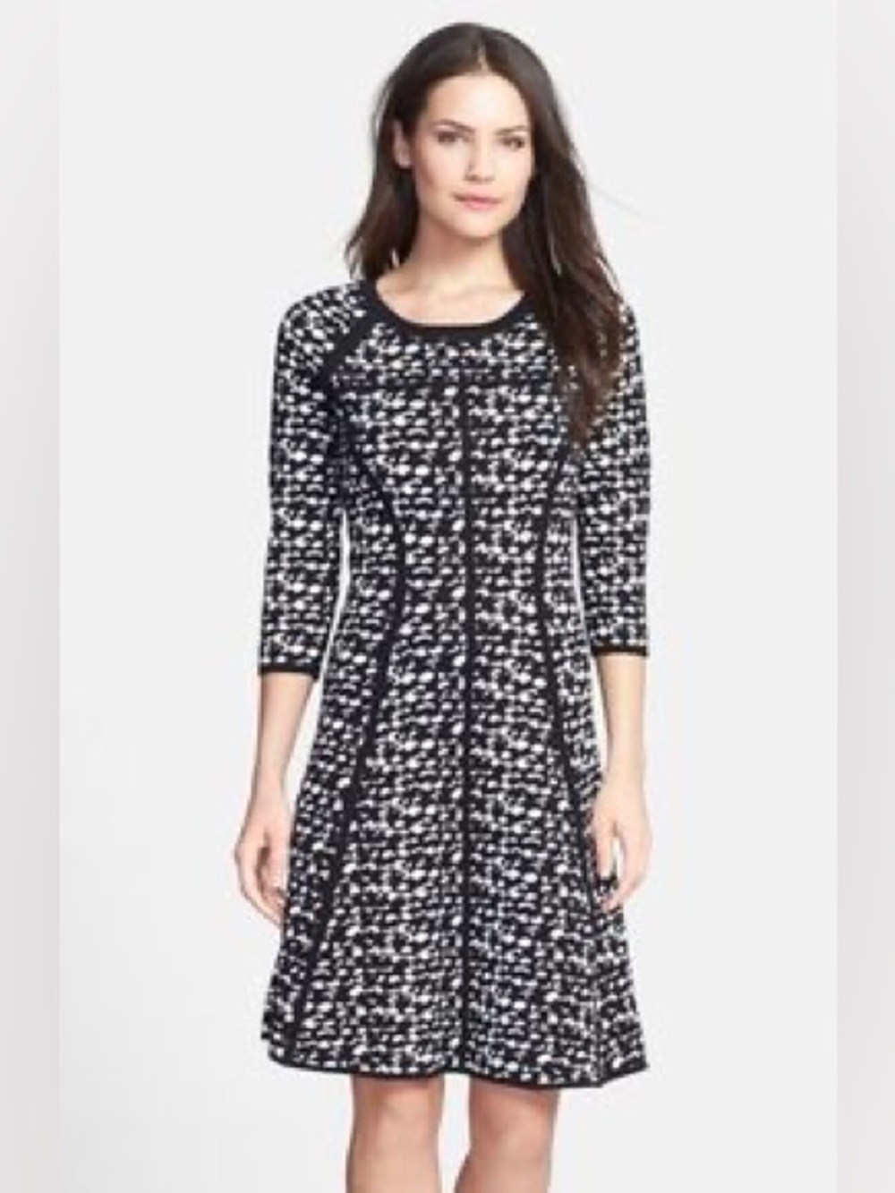 JUST… TAYLOR Elegant Black and White Patterned Sweater Dress